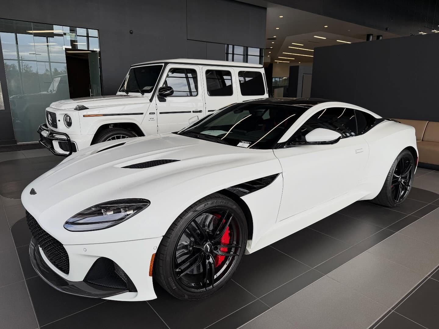 2022 Aston Martin DBS Superleggera V12 for sale at Cars Auction Pro